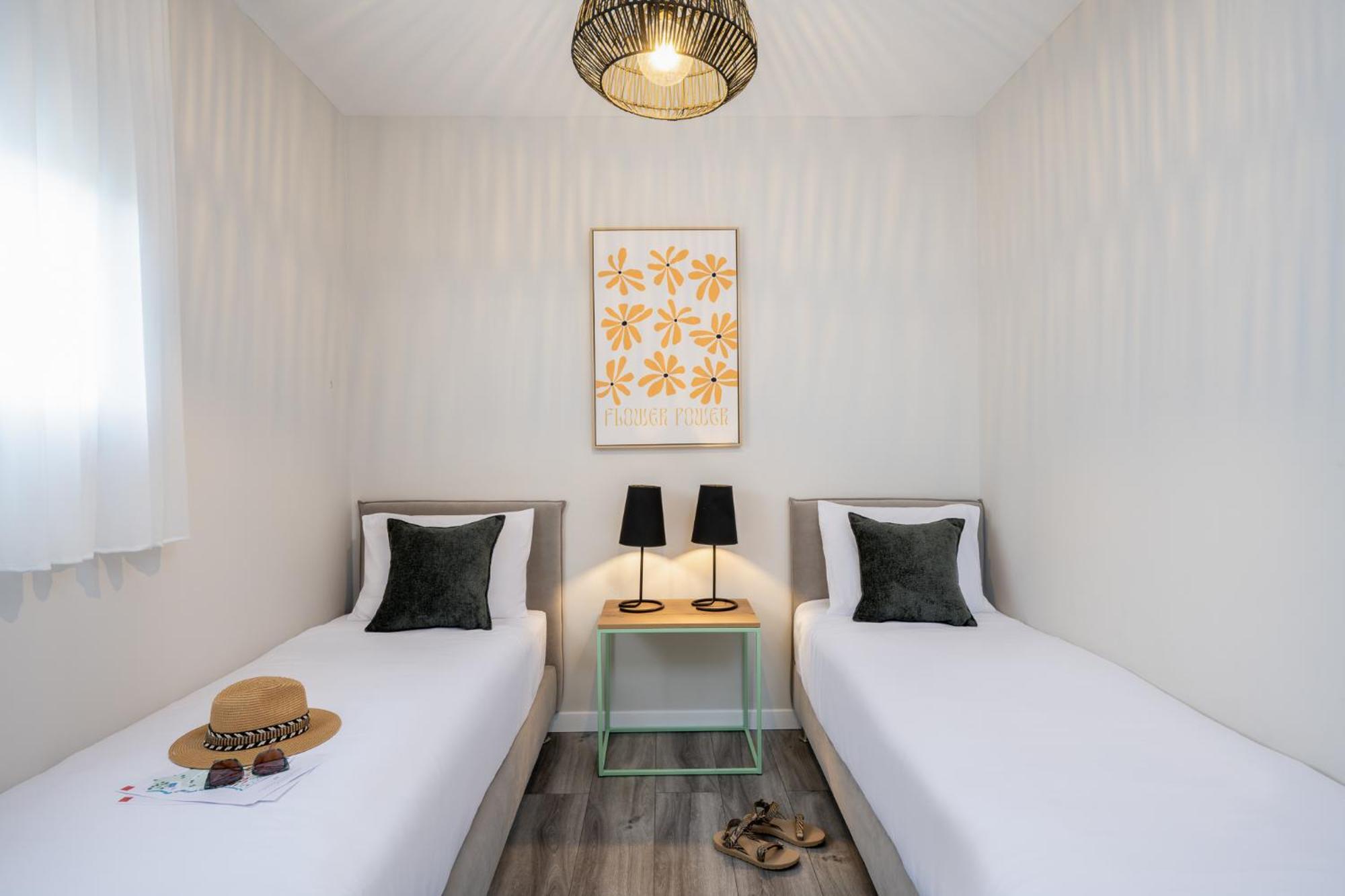 Erettz Dafna Travel Hotel Eksteriør billede